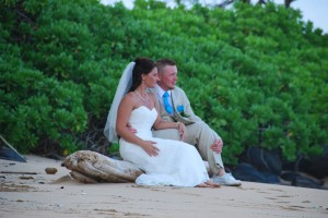 Lydgate beach couple